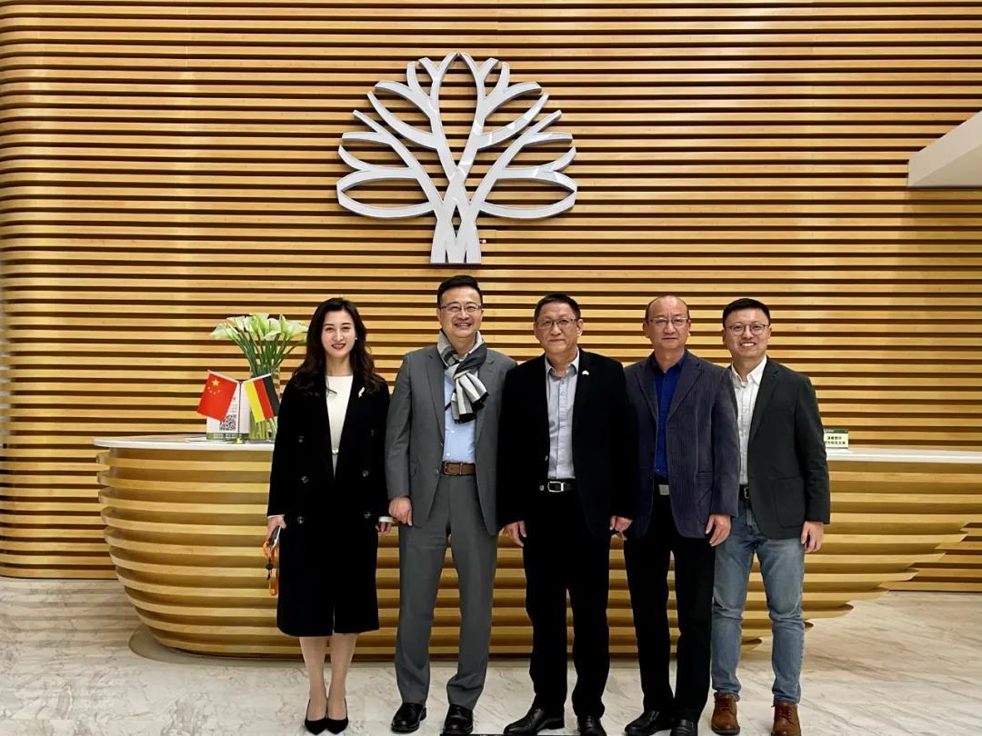 MOBO新闻资讯 | 西门子（中国）有限公司副总裁何巍一行来访pg电子游戏试玩
